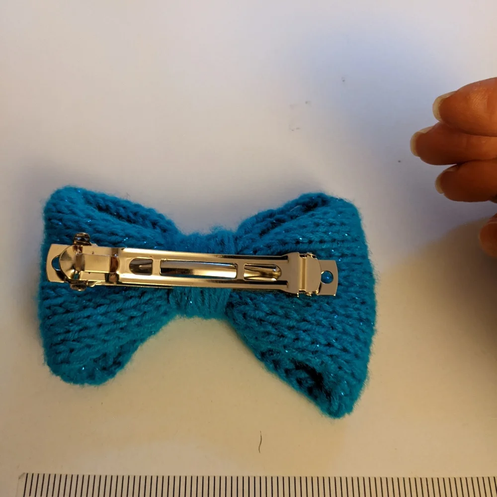 New Machine Knit Sparkly Turquoise Hair Bow on Hairclip, for teen or adult